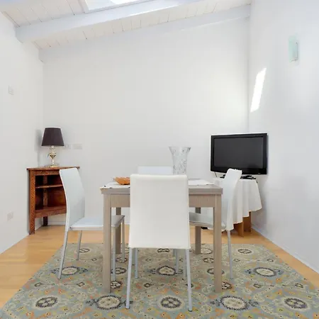 Apartment Attico Via Briosco